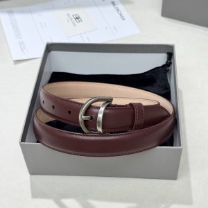 巴黎世家、搭扣腰带，做旧五金，复古风格，小众不撞款2.5Cm