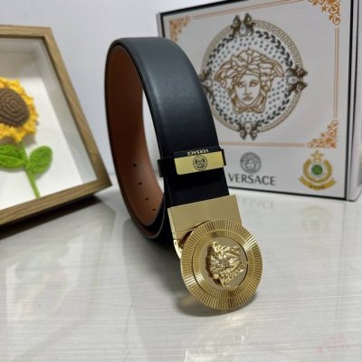品名：Versace.范思哲 材质：原单牛皮腰带 百分百头层牛皮腰带保证真皮，24K纯钢扣，专柜原单品质、做工精细，时尚大牌，送人自用首选 包装： 请认准如图专