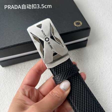 特 品牌：万宝龙 Montblanc家持续其一贯的高雅，绅士，精致的风格，进口小牛皮。手感细腻柔软。纯铜精品，男士必备！宽度：3.5Cm - 点击图像关闭