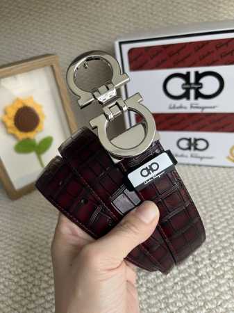 品名：菲拉格幕 原单 材质：原单牛皮腰带 百分百头层牛皮腰带保证真皮，24K纯钢扣，专柜原单品质、做工精细，时尚大牌，送人自用首选 包装： 请认准如图专柜包装赠 - 点击图像关闭