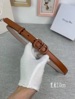 宽度2.0Cm Dior 迪奧 爆款平面無線帶身 Saddle黑色牛皮革皮带。 烤漆金属“Cd”标志 採用進口雙面頭層牛皮