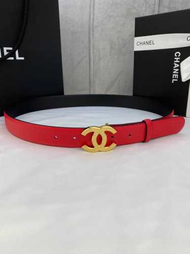宽度3.0Cm Chanel 香奈儿 荔枝纹牛皮 颗粒饱满紧致清晰，搭配采用填粉五金工艺金 银 色钢扣。