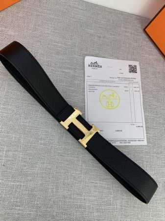 Hermes 爱马仕，专柜同款，3.8Cm宽，带身采用进口头层Togo牛皮，Boxer牛皮衬里，配以精品五金配件，可双面使用，顶级做工无可挑剔 - 点击图像关闭