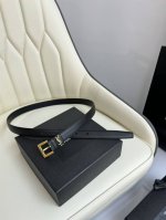 特 Saint Laurent 圣罗兰女士腰带皮带 原厂真金电渡扣头，意大利原厂皮，宽2.0Cm，代购级。