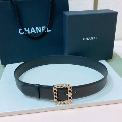 Chanel 24P Cc 水钻.树脂白 与 金Logo扣. 进口胎牛皮腰带 3.8Cm精品 精致 典雅 Chic又时髦.