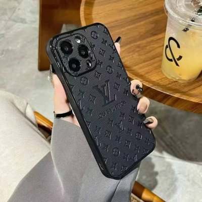 Lv手机壳 竖纹侧贴全包精孔手机壳 型号 为了不出现报错型号 请打开本机查看手机设置显示的型号 iphone16系列更新 iphone16pro Max 6.9