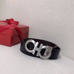 特 菲拉格慕、高级定制款男士皮带 双面进口牛皮 可双面使用 自行选择搭配 真材实料 很有质感 时尚经典不失风范 搭配精品尾夹扣 长短可自行裁剪 宽度35Mm