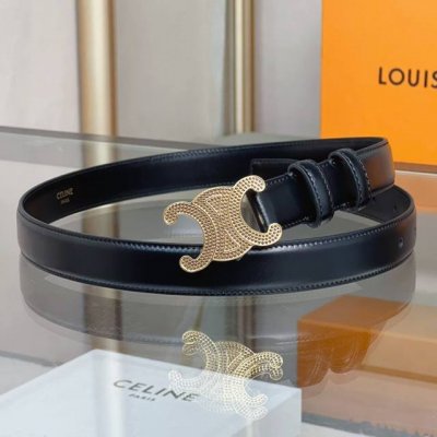 满天星走秀款赛琳皮带 Celine 腰带宽度2.5Cm 超火凯旋门 进口牛皮手感柔软细腻，上身效果超级好看。非常显腰线型﹣﹣时尚必备神器﹣---