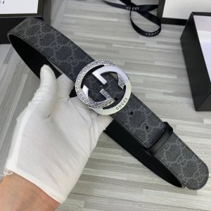 宽度3.8 Gucci 經典款g家標誌花面 頭層皮底；搭配原單鋼扣採用精挑細選進口頂級牛皮，手感柔軟細膩！做工精緻 商務既有時尚的