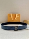 3.5宽Louis Vuitton 采用进口头层牛皮压鳄鱼肚皮搭配精不锈钢 钢扣头.底皮原版头层牛皮宽 做工精细，百搭，上身超好，品质一流 一件代发