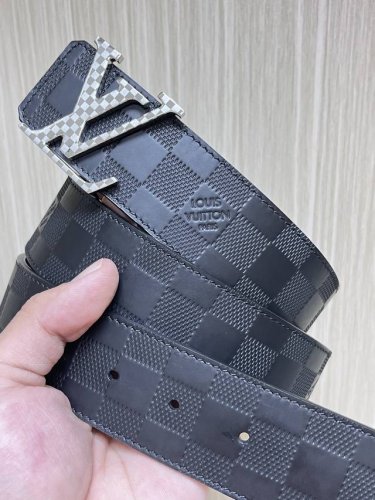 当季新款，4.0一面帆布印棋盘格，一面小牛皮平纹皮，搭配精品格子扣实物实拍，官网同步