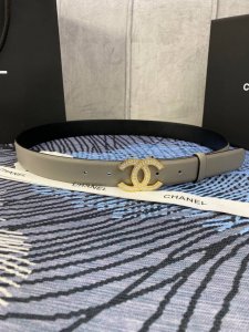 宽度3.0Cm Chanel 香奈儿 此款女士腰带采用新款柔软的进口小牛皮支持Nfc扫码链接。金 银色镶钻金属钢扣。
