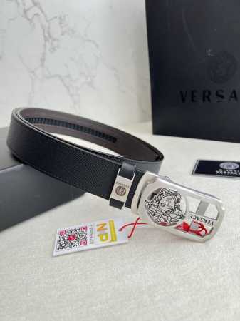 品名：范思哲.Versace.皮带腰带自动皮带 型号：自动带，纯钢材质经典人头自动扣，图片实物拍摄 腰带：百分百头层牛皮，自动带身，保证真皮。24K纯钢扣永不掉 - 点击图像关闭