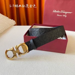 特 配全套包装礼盒 男款 菲拉格慕 3.5Cm高级定制款男士皮带 ，双面进口牛皮，自行选择搭配 真材实料 很有质感 时尚经典不失风范 可自行裁剪