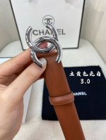特 香奈儿 原单货品 宽度3.0Cm 双面原厂小牛皮，皮质柔软 细腻，手感好。多种扣头可选 ，精细做工。上身效果非常好