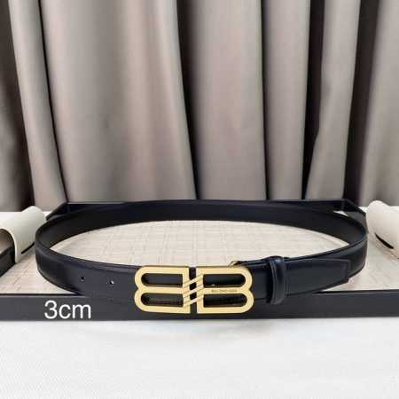 Alenciaga Bb 窄版腰带 这款bb 版腰带来自balenci设计细节，正面扣、打孔式细节3.0Cm 男女均可佩戴 - 点击图像关闭