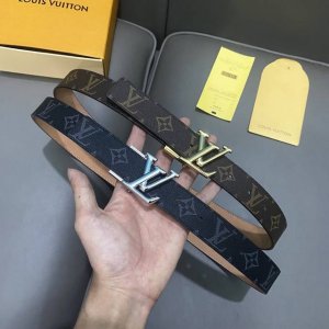 原版包装 L0Uis Vuitt0N 今季新品 驴家女士原單腰帶 寬度30毫米 定制帆布面内衬磨砂底 全新开模精钢五金搭扣 经久耐用 百搭款