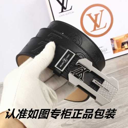 品牌：Lv.路易威登原单 型号：原单！请认准如图专柜包装 等级：意大利进口百分百头层牛皮，Lv.路易威登，水波纹系列，世界著名奢侈品品牌。进口头层牛皮，国外专柜