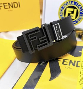 皮带：Fendi.芬迪..顶级原单复刻. 腰带：百分百头层牛皮，保证真皮。双层Ff镂空雕刻工艺设计24K纯钢扣材质，永不掉色进口小牛皮正反双面使用商场专柜同等质