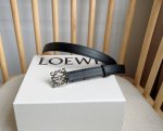 Loewe 罗意威 专柜最新同款腰带 平纹牛皮革腰带 配有loewe Anagram针扣 卓越的工艺 个性的造型 精美的材质 宽:2.0Cm