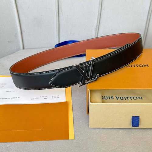 原版包裝 L0Uis Vuitt0N 今季新品 男士原單腰帶 寬度40毫米 雙面頭層小牛皮車雙線工藝 搭配316精鋼材質間色五金 適合沈穩低調的男神使用
