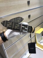 配送专柜包装 打孔针 宽35 Mm，原版提花Ff棕色织物皮带，纯手工包边 ，搭配原单钌钯电镀F扣，支持Nfc 原产皮料定制，质感无可挑剔，出众的细节，高清实拍，