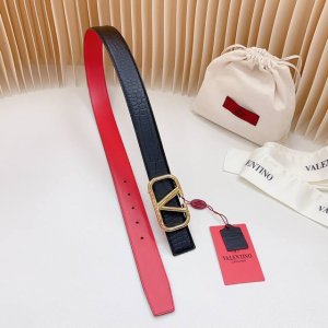 特 3.4Cm 华伦天奴新款，双面头层牛皮鳄鱼纹皮料，长度：.75.80.85.90.95.100.105.110欧，铜五金钻扣原版开模定制庆祝]