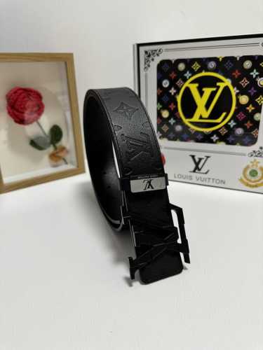 品名：Lv..路易..威登 材质：原单牛皮腰带 百分百头层牛皮腰带保证真皮，24K纯钢扣，专柜原单品质、做工精细，时尚大牌，送人自用首选 包装： 请认准如图专柜