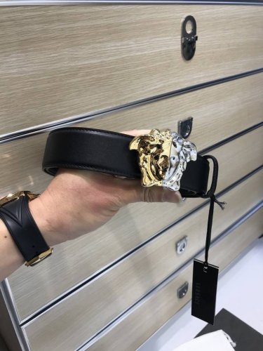 配送专柜包装 打孔针 批 专柜同款、实拍专柜官网，支持Nfc尺寸:38Mm，原版立体分割间色人美人头，注非市场一体扣 极富设计美感 ，双面采用进口原版小牛皮，清