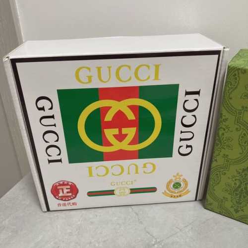 品名：古奇.Gu...Ci 原单 材质：原单牛皮腰带 百分百头层牛皮腰带保证真皮，24K纯钢扣，专柜原单品质、做工精细，时尚大牌，送人自用首选 包装： 请认准如