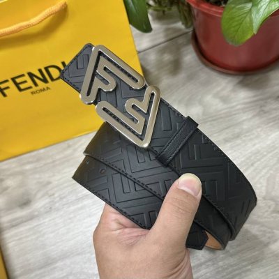图片包装+10 Fendl 芬迪 宽38Mm双面原版小牛皮 搭配单钌钯电镀扣 完美的手感.油边 出众的设计.风格 高贵奢华 时尚大方 高清实拍 货真价实 品质保
