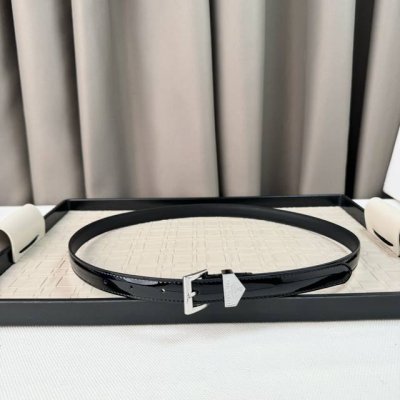 Rada 头层小牛皮打造 经典针扣金色金属. 2.0Mm精品