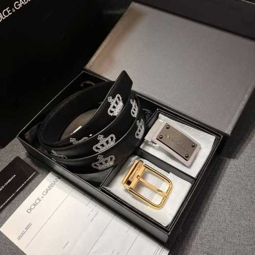 Dg宽3.5Cm Dolce&Gabbana 新款 搭配双扣头，轮换用，时尚商务同时兼顾，搭配可双面使用腰带，五金采用钌电镀 Dg 交叉造型徽标搭扣