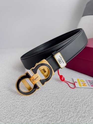 品名：Ferrgamo..菲拉格慕 腰带自动带 皮带 型号：自动扣，纯钢材质自动扣，头层牛皮，自动带身 材料：百分百头层牛皮，保证真皮。24K纯钢扣专柜同等质量