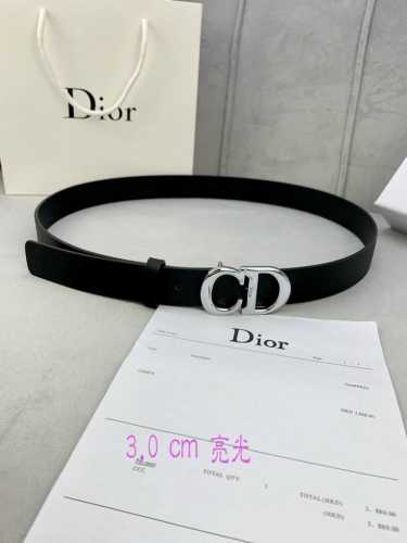 宽度3.0Cm Dior 迪奧 爆款平面無線帶身 Saddle进口小牛皮带身金属“Cd”标志 採用進口雙面頭層牛皮