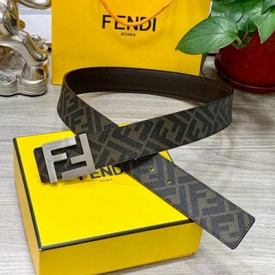 Fendi 芬迪 专柜同款 双环正反用腰带 Ff按钉搭扣 棕色Cuoio Romano皮革材质 反面面料带有烟草黄和黑色Ff图案 黑色珐琅金属饰面 时尚经典 百