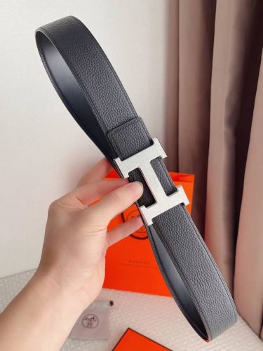 特 。配全套包装礼盒 Hermes-Constance Belt Buckle & Reversible Leather Strap 43Mm 爱马仕专柜同步