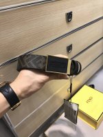 配送专柜包装 打孔针 特 新款 Fd 宽35 Mm 标志造型宽皮带，双色字母板扣式带扣，进口小牛皮搭配经典老花Ff 图案，支持Nfc 芯片 ，镀金表面金属制品，