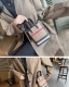 Burberry巴宝莉手机包 经典格子帆布拼接牛皮 斜挎小包官网同款 生活出门不需要带现金的时代 这个包完全可以满足你日常使用 尺寸 19X12X4 可放2部手