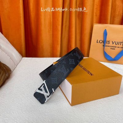 Louis Vuitton ：经典原单品质，一面荔枝纹压花一面平纹底，原单精品钢扣，精工制作，细节看图，实物拍摄，高端奢华，宽度4.0Cm