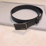 新款普拉达 ＰＲＡＤＡ 专柜款 进口小牛皮 尺寸3.5Cm