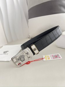 品名：范思哲.Versace.皮带腰带自动皮带 型号：自动带，纯钢材质经典人头自动扣，图片实物拍摄 腰带：百分百头层牛皮，自动带身，保证真皮。24K纯钢扣永不掉