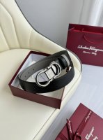 特 Ferragamo.菲拉格慕 全套包装 宽度3.5Cm 高级定制款男士皮带 双面进口牛皮 可双面使用 自行选择搭配 真材实料 很有质感 时尚经典不失风范 搭