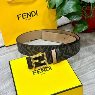 特 Fendi 芬迪 专柜同款 双环正反用腰带 Ff按钉搭扣 棕色Cuoio Romano皮革材质 反面面料带有烟草黄和黑色Ff图案 黑色珐琅金属饰面 时尚经典