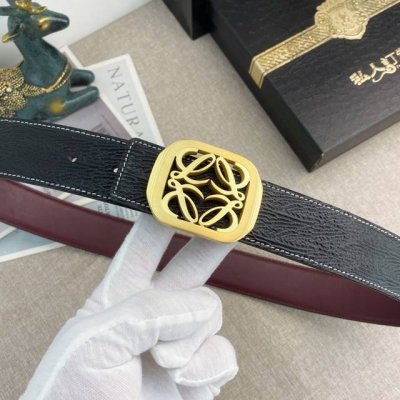 罗意威 特种皮腰带系列 ，原厂五金精品不锈钢扣，手感柔软舒适 宽3.8Cm。