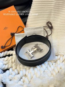 特P160 H 5382 Buckle & Reversible Leather Strap 40Mm