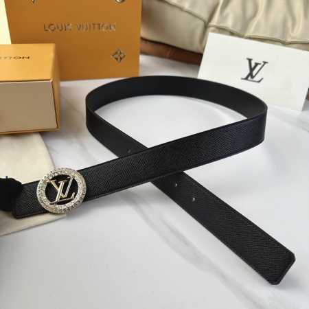 原版包裝 L0Uis Vuitt0N 驢家原單腰帶 寬度35毫米 腰帶採用一面頭層手掌紋皮內襯一面進口小牛皮底 搭配圓形鑽扣裝飾五金 可雙面佩戴 經久耐用 時尚 - 点击图像关闭