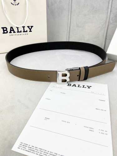 3.5Cm Bally 巴利 平纹 内衬头层小牛皮 ：配有金 银 字母扣头该皮带可调节，且能根据需要剪裁质量保证达到修身效果
