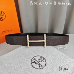 Hermes 爱马仕 宽度 3.8Cm 代购品质 腰带手工品质进口精选优质皮 搭配精钢金属挂扣 双面可用 进口Togo皮带身 工艺细节处理到位 注重细节不败于细