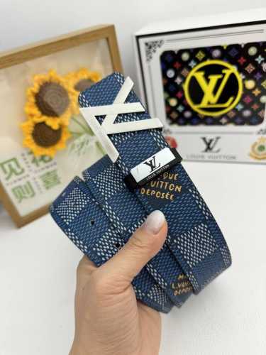 品名：Lv..路易..威登原单 材质：原单牛皮腰带 百分百头层牛皮腰带保证真皮，24K纯钢扣，专柜原单品质、做工精细，时尚大牌，送人自用首选 包装： 请认准如图
